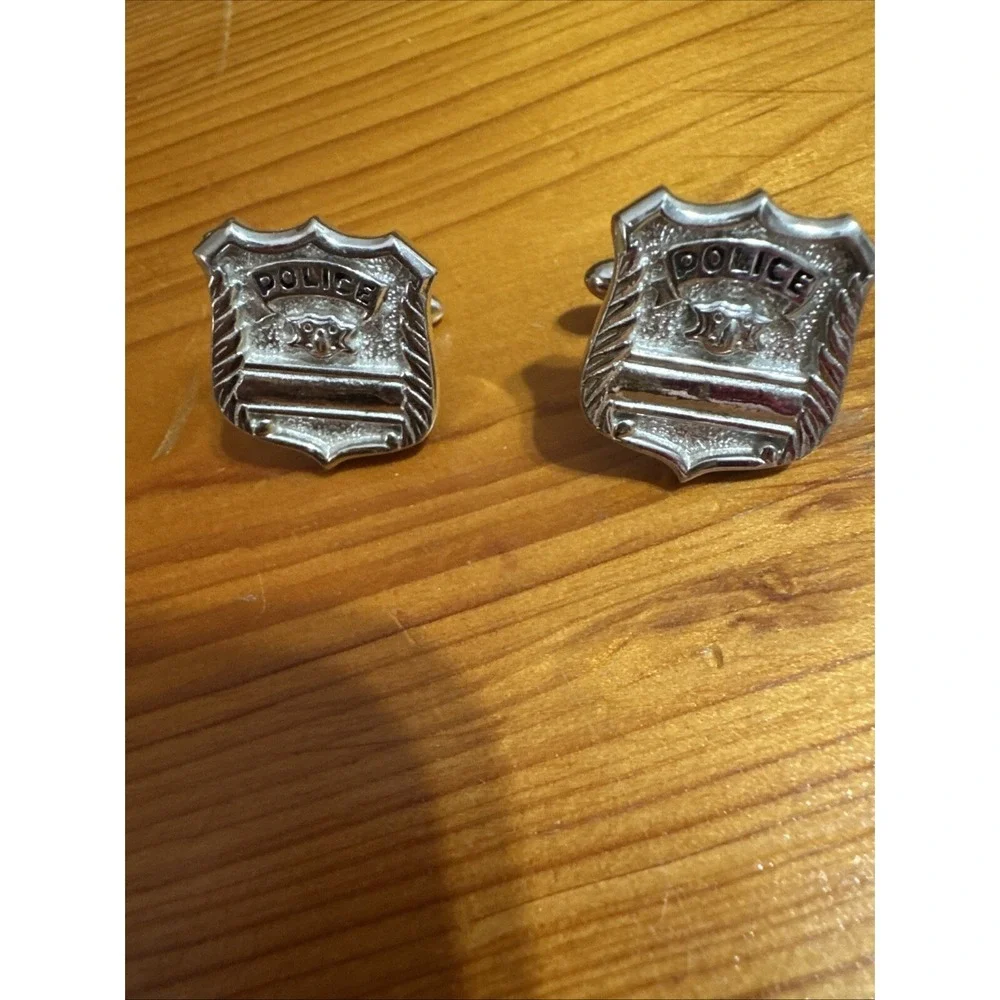 Vintage Swank Police Badge Cuffs Links Silver Tone